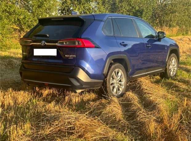 Toyota RAV4 V (XA50), 2020, пробег 73000 км