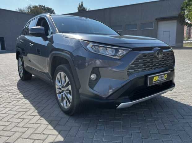 Toyota RAV4 V (XA50), 2021, пробег 36000 км
