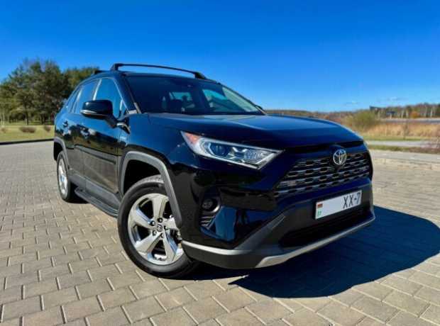 Toyota RAV4 V (XA50), 2021, пробег 36300 км Toyota RAV4 V (XA50), 2021, пробег 36300 км