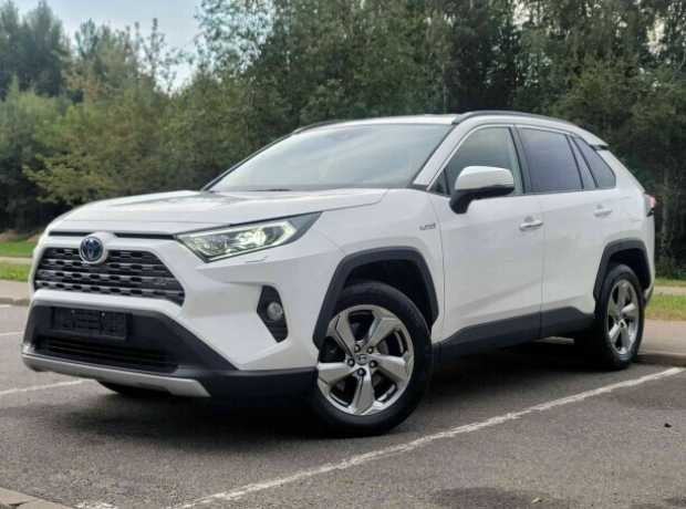 Toyota RAV4 V (XA50), 2021, пробег 96268 км Toyota RAV4 V (XA50), 2021, пробег 96268 км