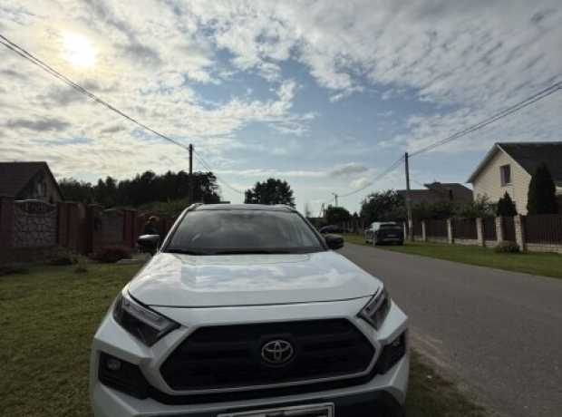 Toyota RAV4 V (XA50), 2024, пробег 17800 км
