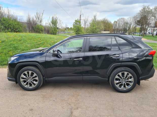 Toyota RAV4 V (XA50)