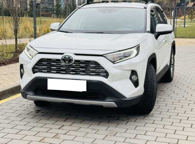Toyota RAV4 V (XA50)