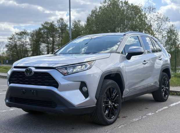Toyota RAV4 V (XA50)