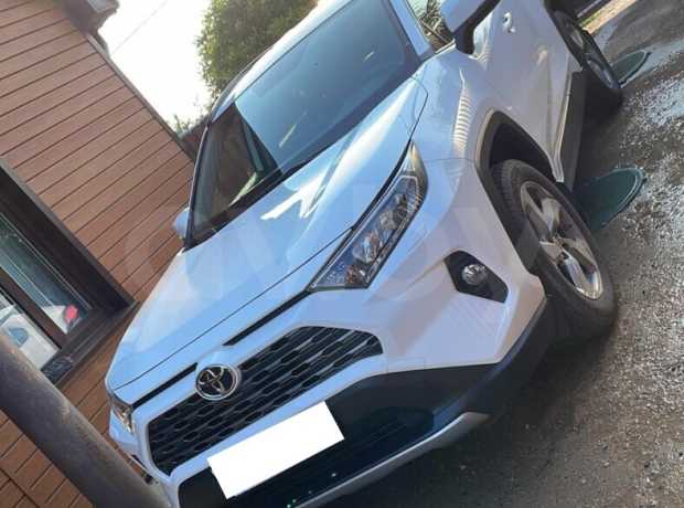 Toyota RAV4 V (XA50)