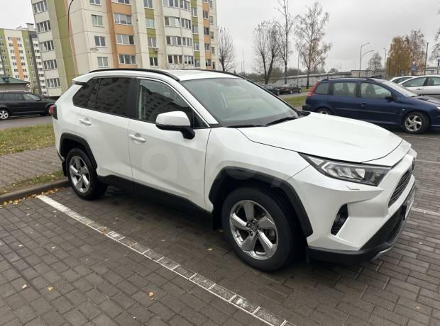 Toyota RAV4 V (XA50)