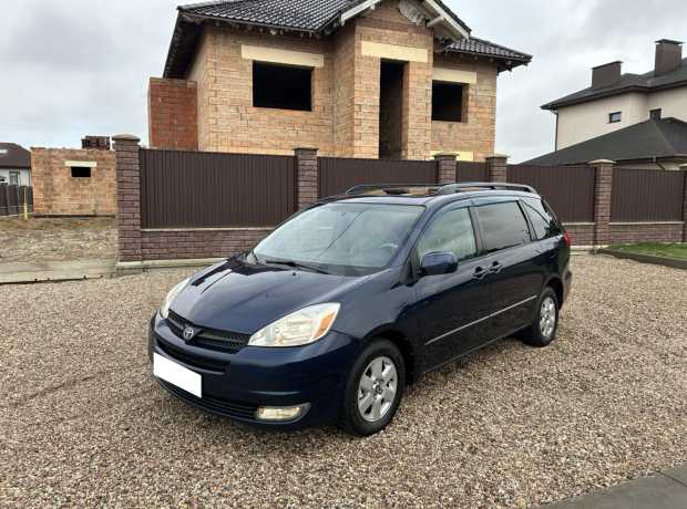 Toyota Sienna II (XL20)