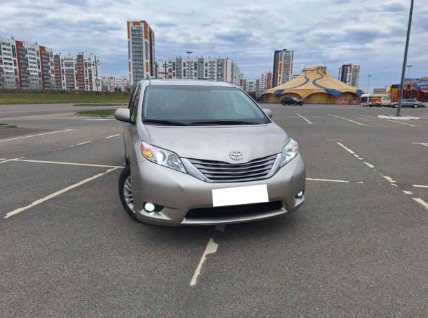 Toyota Sienna III (XL30) Рестайлинг