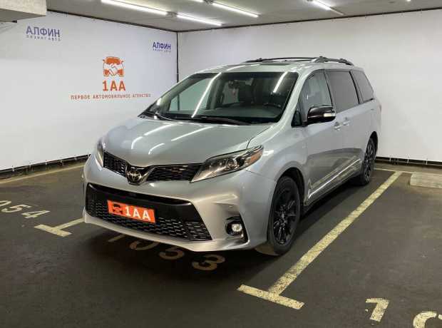 Toyota Sienna III (XL30) Рестайлинг
