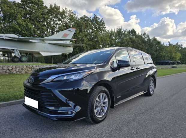 Toyota Sienna IV (XL40), 2021, пробег 97000 км