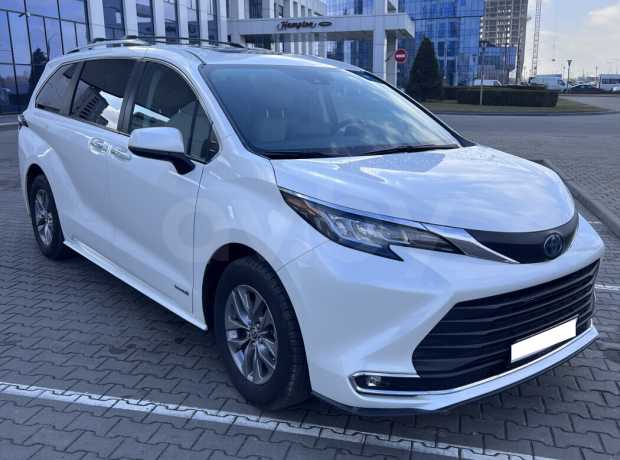 Toyota Sienna IV (XL40)