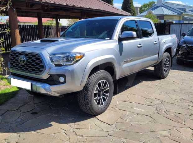 Toyota Tacoma III