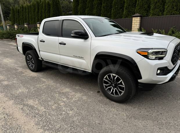 Toyota Tacoma III