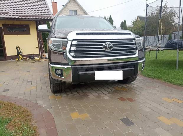 Toyota Tundra II 2-й рестайлинг