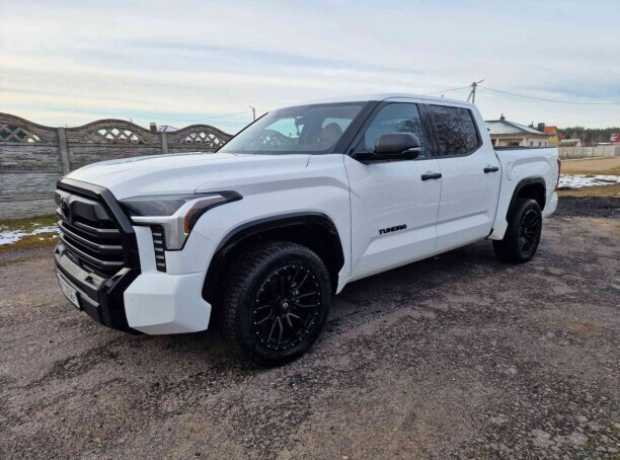Toyota Tundra III, 2022, пробег 45000 км