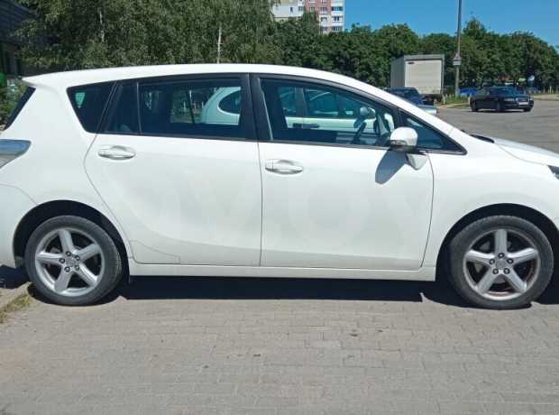 Toyota Verso I Рестайлинг