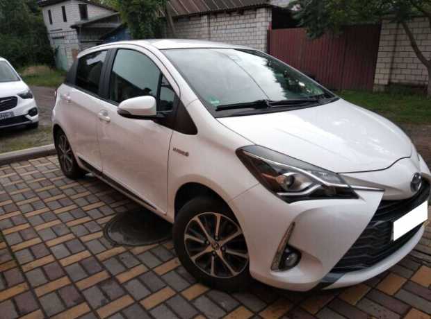 Toyota Yaris III (XP130)  2-й рестайлинг, 2019, пробег 68000 км