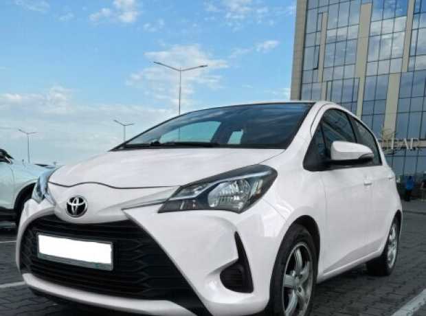 Toyota Yaris III (XP130)  2-й рестайлинг, 2019, пробег 75000 км