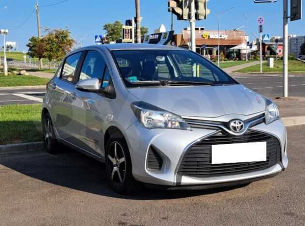 Toyota Yaris III (XP130) Рестайлинг