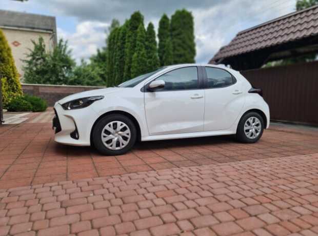 Toyota Yaris IV (XP210), 2021, пробег 132000 км