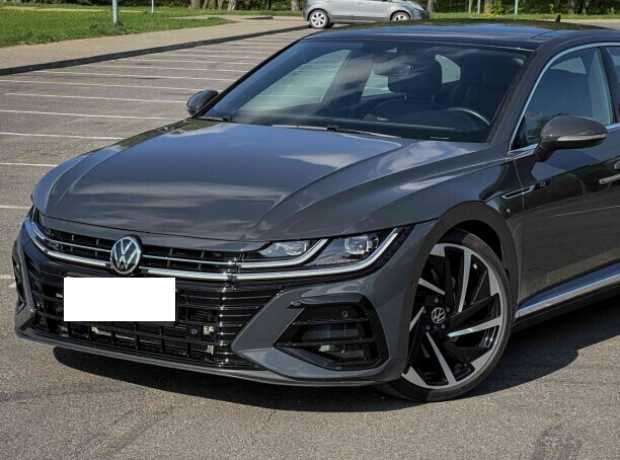 Volkswagen Arteon I Рестайлинг, 2021, пробег 72500 км Volkswagen Arteon I Рестайлинг, 2021, пробег 72500 км