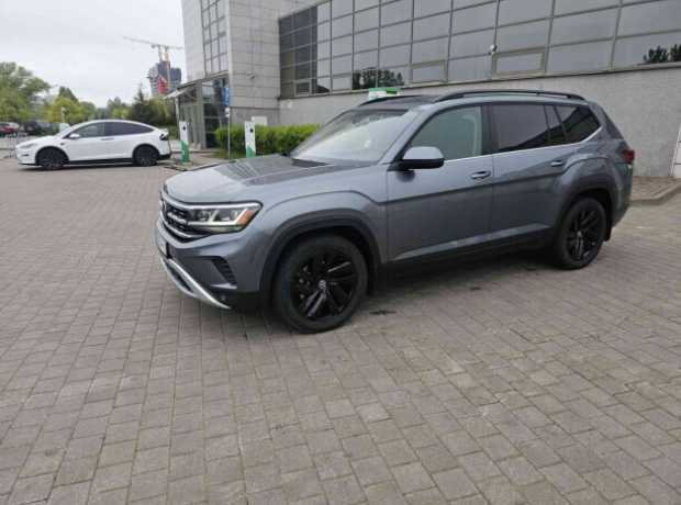 Volkswagen Atlas I Рестайлинг, 2020, пробег 93500 км Volkswagen Atlas I Рестайлинг, 2020, пробег 93500 км