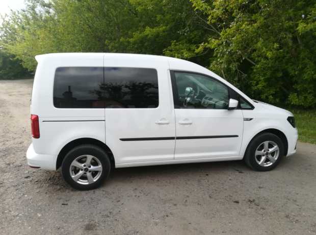 Volkswagen Caddy IV