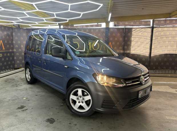 Volkswagen Caddy IV