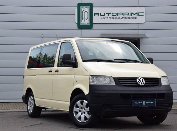 Volkswagen Caravelle T5