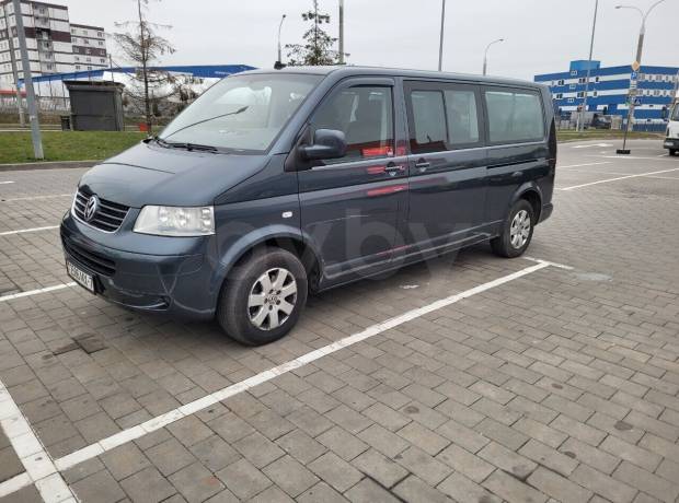 Volkswagen Caravelle T5