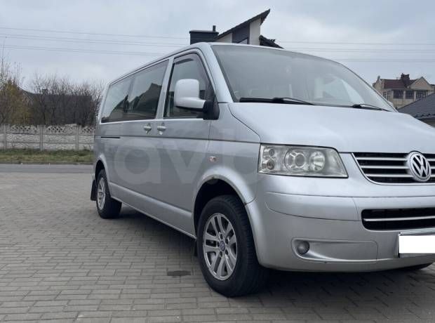 Volkswagen Caravelle T5