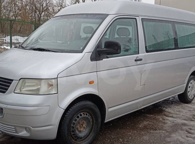 Volkswagen Caravelle T5