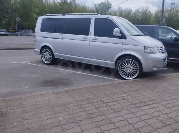 Volkswagen Caravelle T5