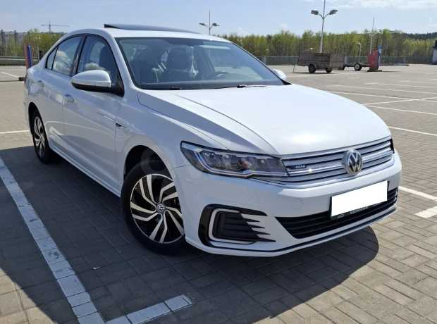 Volkswagen e-Bora I