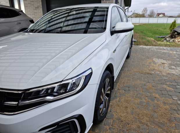 Volkswagen e-Bora I
