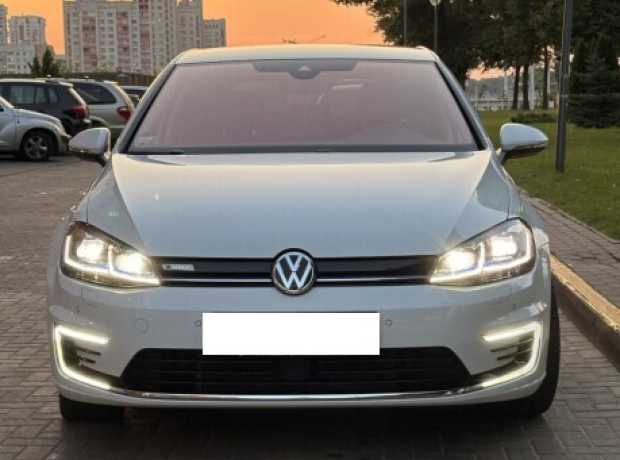 Volkswagen e-Golf VII  Рестайлинг, 2020, пробег 35600 км