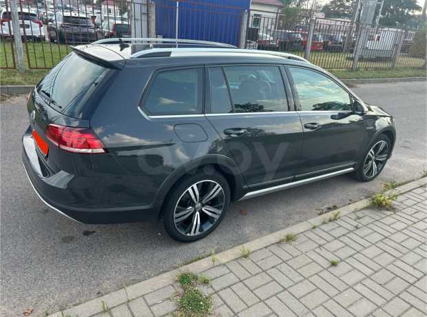 Volkswagen Golf Alltrack II