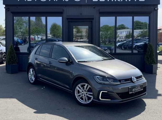 Volkswagen Golf GTE VII Рестайлинг