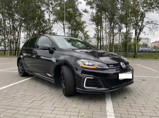 Volkswagen Golf GTE VII Рестайлинг