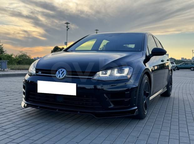 Volkswagen Golf R VII