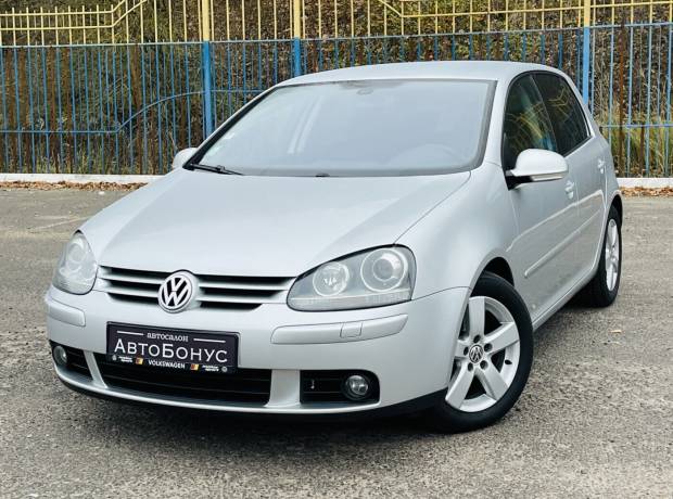 Volkswagen Golf V