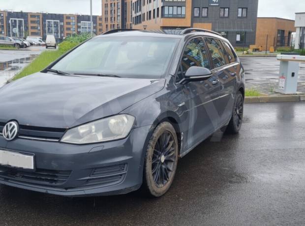 Volkswagen Golf VII