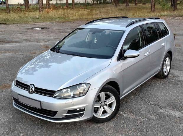 Volkswagen Golf VII