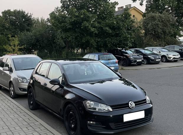 Volkswagen Golf VII