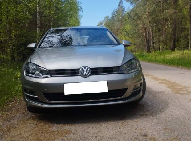 Volkswagen Golf VII