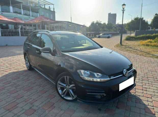 Volkswagen Golf VII  Рестайлинг, 2017, пробег 150000 км