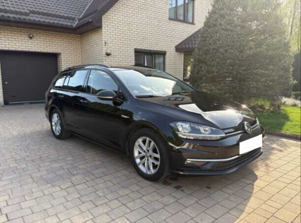 Volkswagen Golf VII  Рестайлинг, 2018, пробег 101000 км