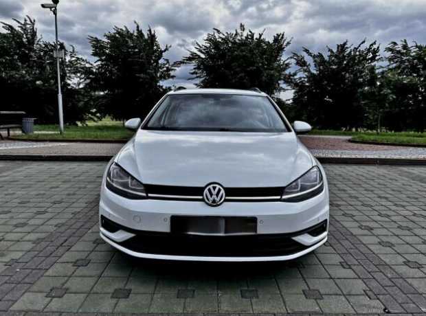 Volkswagen Golf VII  Рестайлинг, 2018, пробег 160000 км