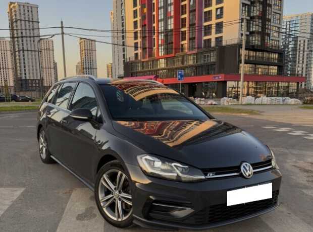 Volkswagen Golf VII  Рестайлинг, 2018, пробег 176000 км