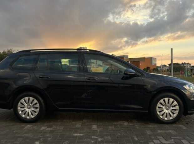 Volkswagen Golf VII  Рестайлинг, 2018, пробег 201000 км